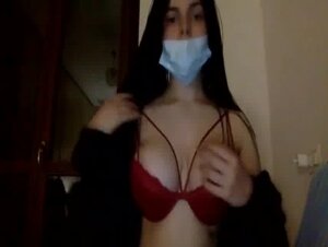 Ventenne tettone naturali in cam C4