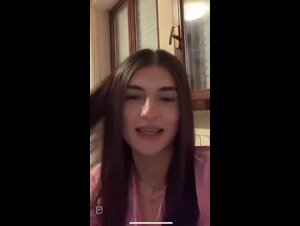 Ti seghi sulle mie foto?