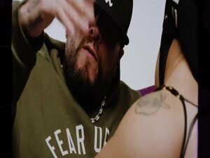 Gue Pequeno ft DURA - Video musicale senza censure